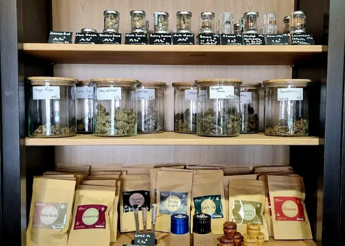 Corner CBD de la boutique HappeSmoke Toulouse - Aucamville
